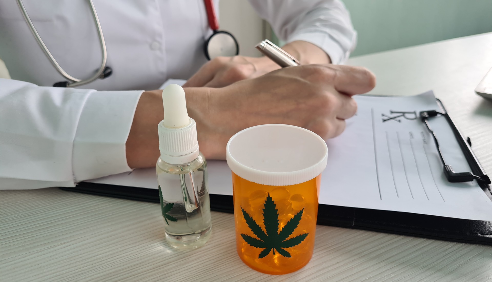 Doctor in clinic prescribes marijuana extract to patient to relieve symptoms of cancer